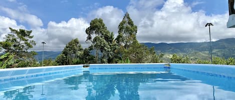 Piscina all'aperto