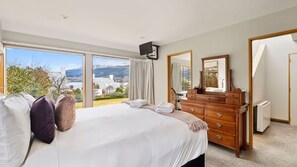 3 Schlafzimmer, Schreibtisch, WLAN, Bettwäsche