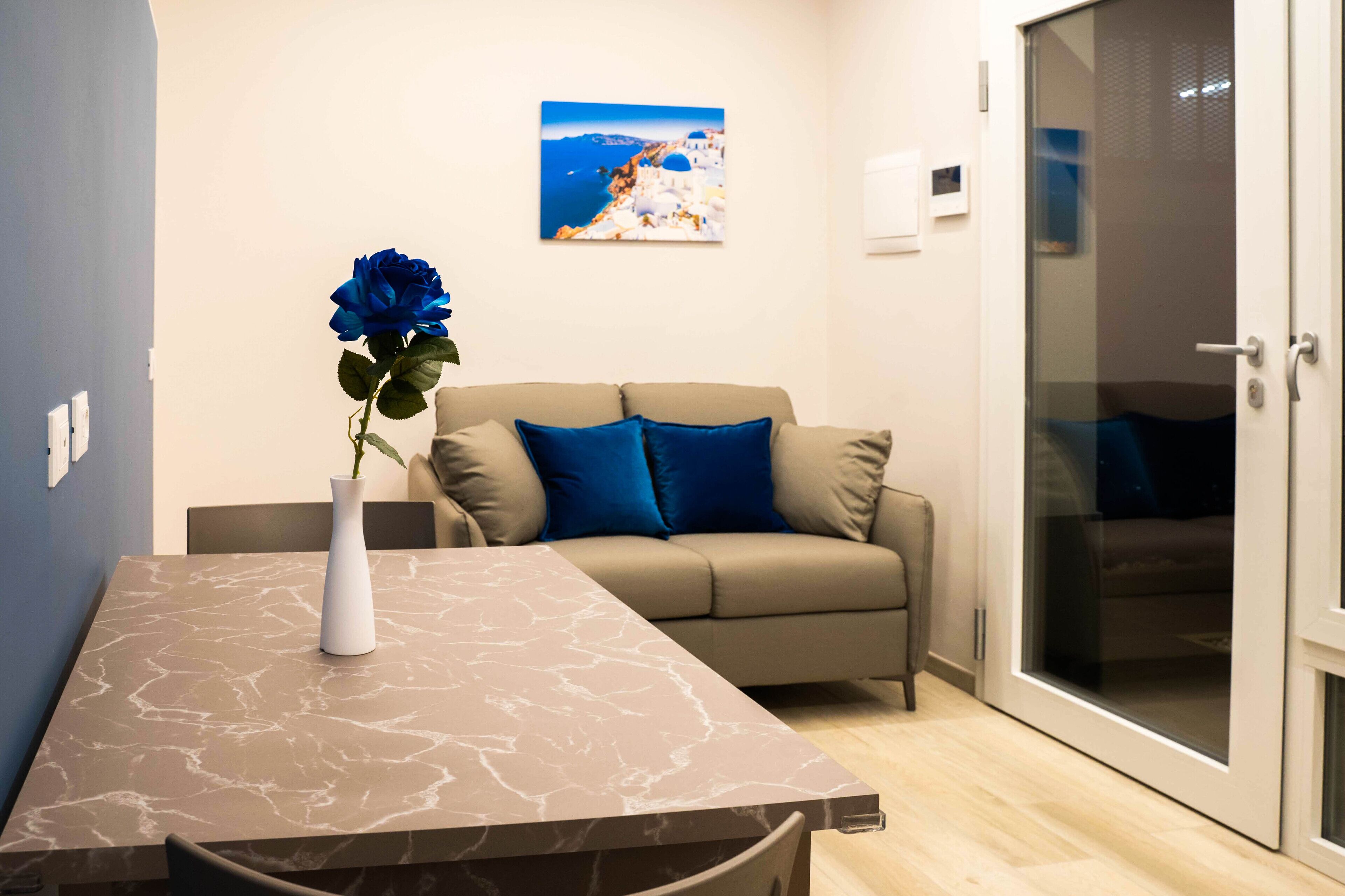 Loft | Wohnbereich | 40-Zoll-Flachbildfernseher mit Digitalempfang, Fernseher