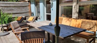 LoggiaHaus am Schloss, Michel garden house, terrace, garden and large swing