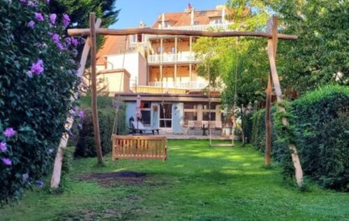 LoggiaHaus am Schloss, Gartenhaus Michel, Terrasse, Garten und große Schaukel