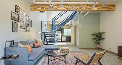 Modern Private Townhome *Downtown OKC * Balcony *OU Med