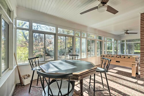 Waterfront Durham Oasis, Close to Everything!