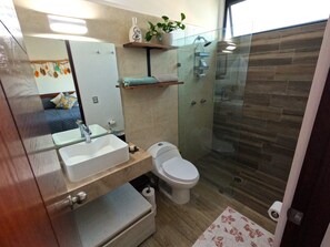 Dusche, Handtücher, Seife, Toilettenpapier