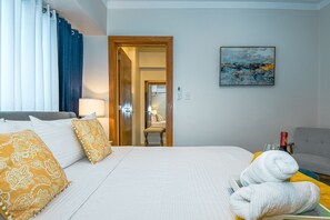 2 bedrooms, in-room safe, iron/ironing board, free WiFi