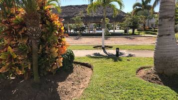 Family Condo | Garden view