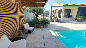 Piscine extérieure, piscine chauffée