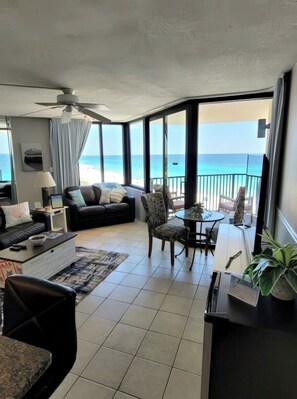 Smart TV, DVD player