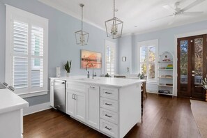 تجهيزات دش، مجففات شعر، مناشف