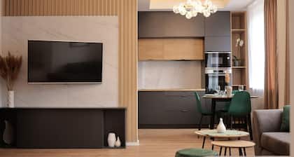 BEAUTIFUL AND STYLISH 2 BEDROOMS Appartment in the City Centre - Pedestrian Zone