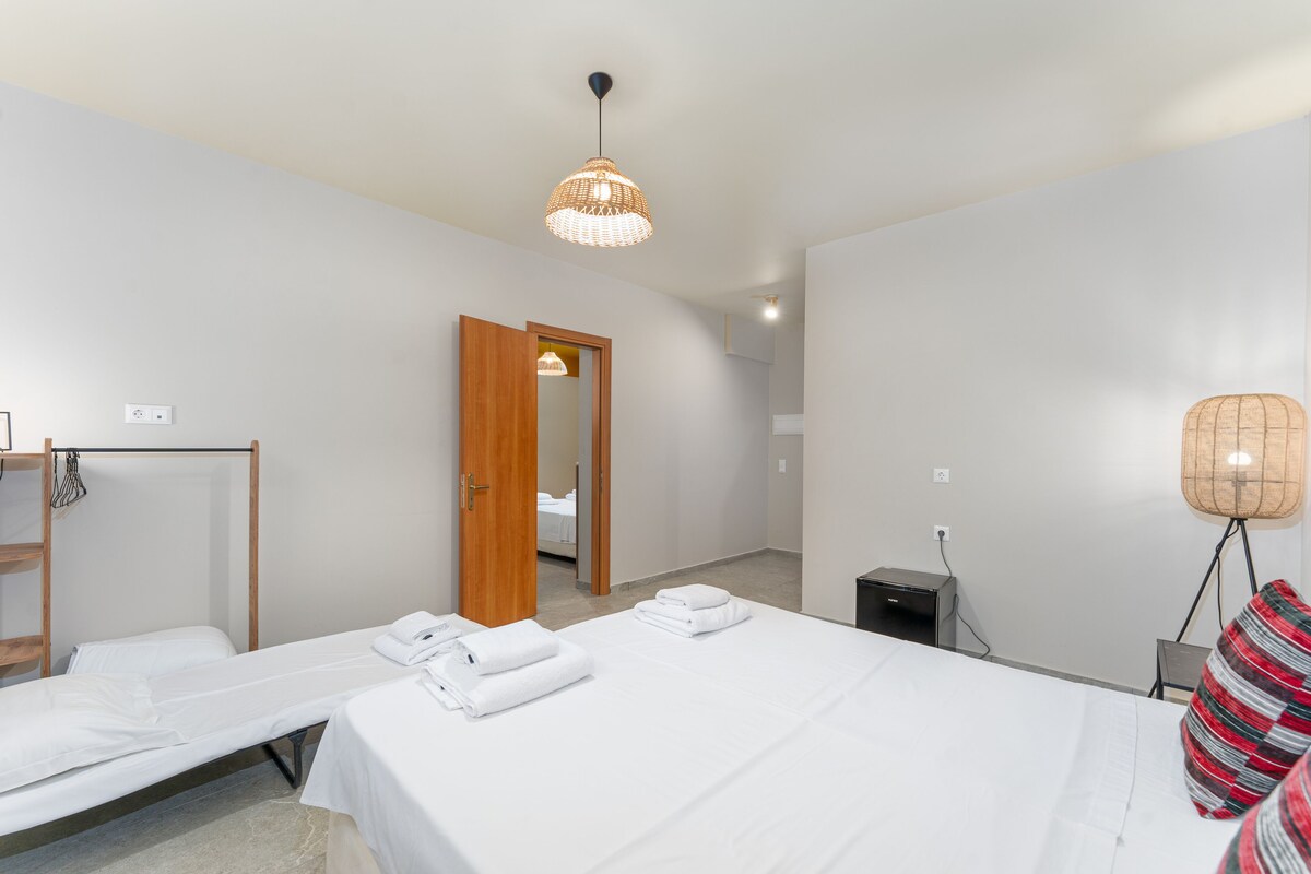 Cunas gratuitas, wifi gratis y ropa de cama 