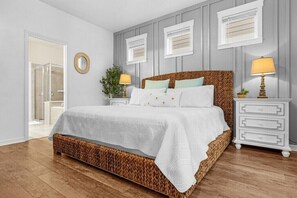 5 bedrooms, travel cot, WiFi, bed sheets