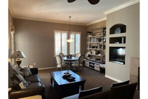 Smart TV, fireplace, computer monitors