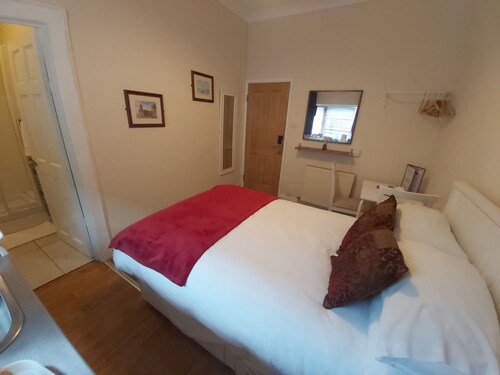 Sergeants Accommodation - Room 2