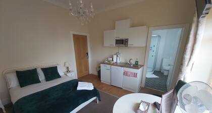 Sergeants Accommodation - Room 3