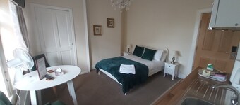 Sergeants Accommodation - Room 3