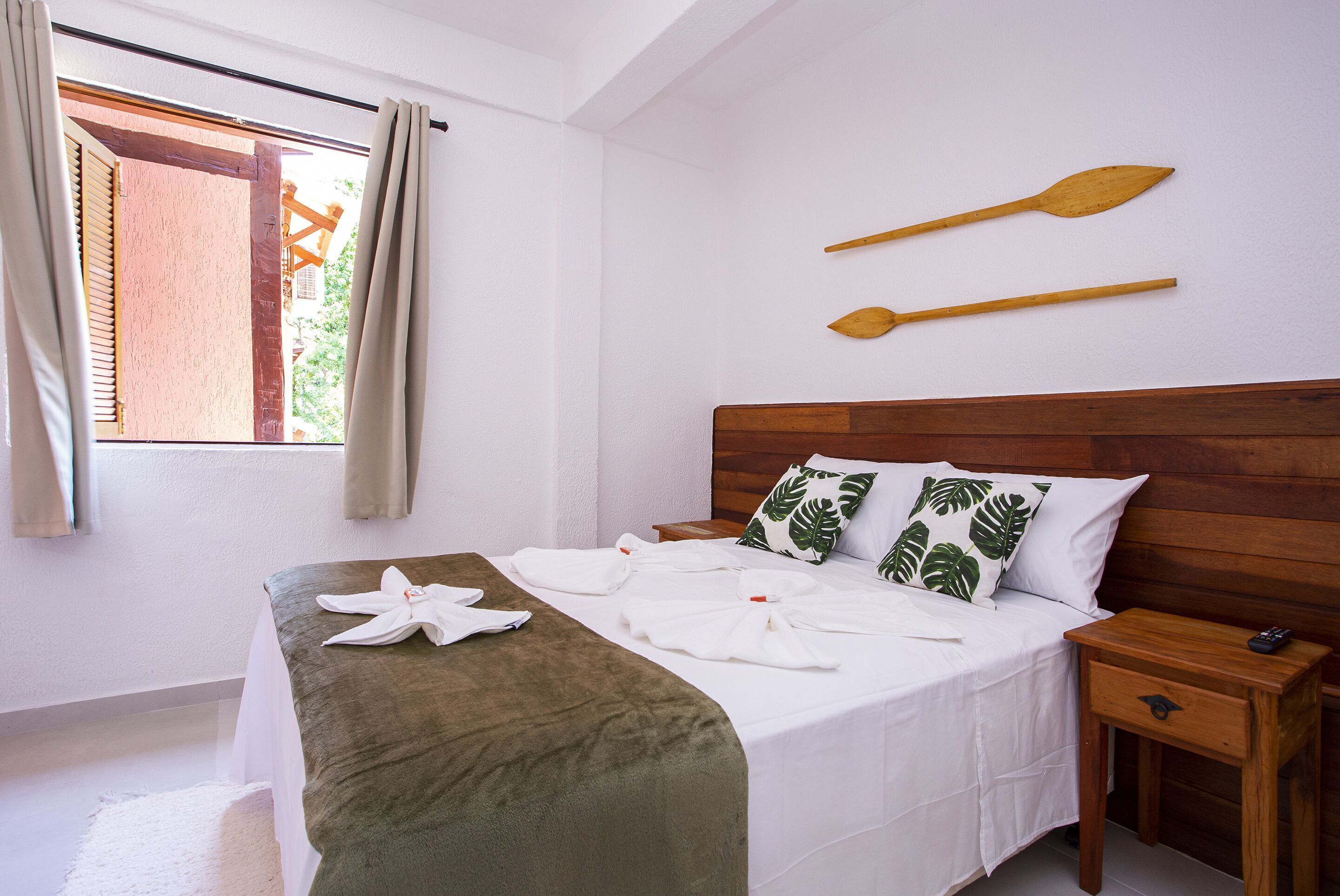 Minibar, wifi gratis, ropa de cama