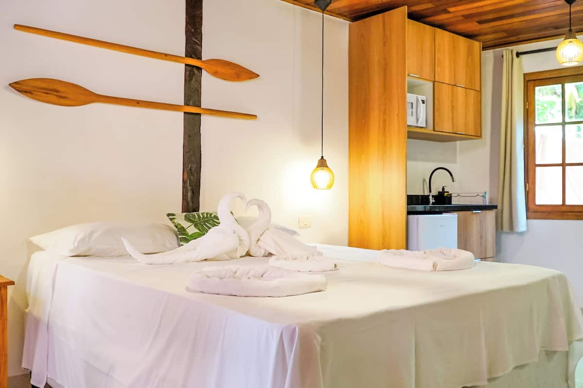 Suite Luxo | 1 kamar tidur, minibar, Wi-Fi gratis, dan seprai linen