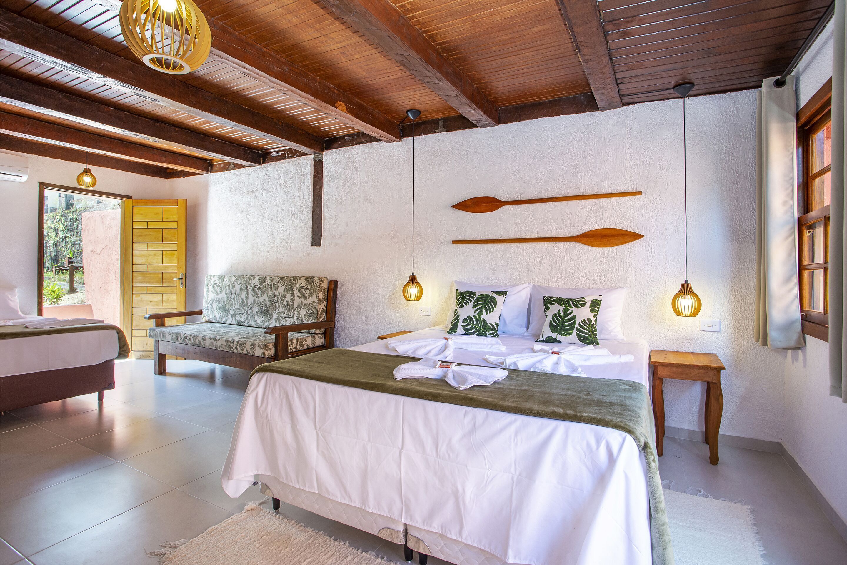 Minibar, wifi gratis, ropa de cama