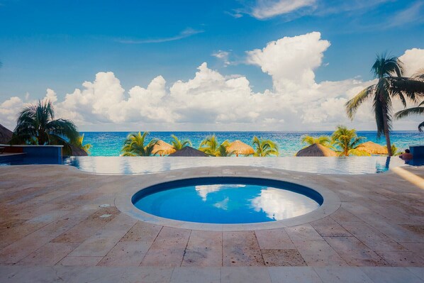 Piscine extérieure, piscine chauffée