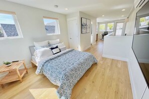 4 Schlafzimmer, Schreibtisch, Bügeleisen/Bügelbrett, kostenloses WLAN