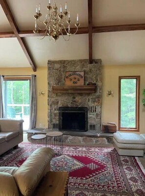 Smart TV, fireplace, video games, DVD player