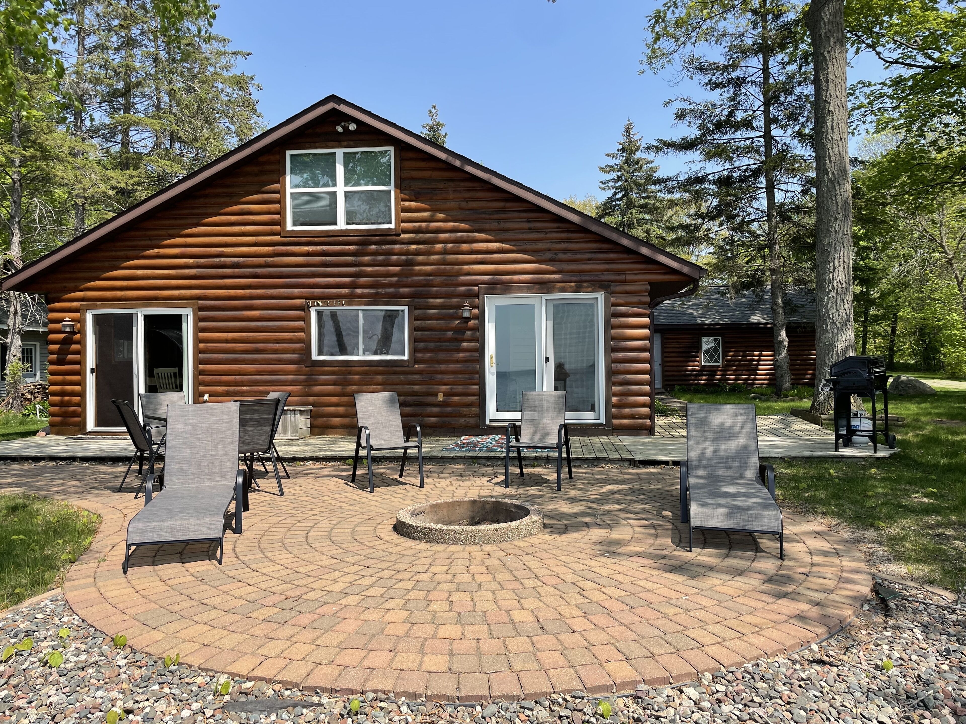 Convienant location. Right on water. Private boat launch.  Outdoor sauna!