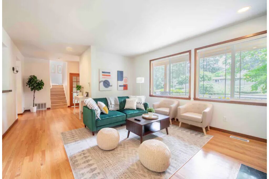 Mountain Base Getaway close to Seattle & Bellevue!