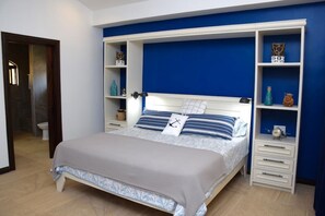 3 bedrooms, iron/ironing board, travel crib, free WiFi