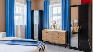 2 bedrooms, iron/ironing board, free WiFi, bed sheets