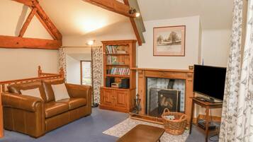 Cottage | Living area