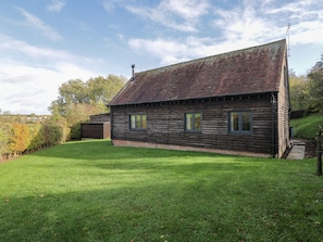 Exterior - Nine Acres Barn (Marlborough)