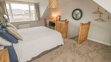 2 habitaciones, decoración personalizada y muebles diferentes