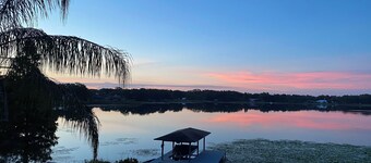 Stunning Lake Front Home on Lake Whistler - Perfect for all the Family to Enjoy!