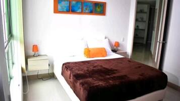 2 Schlafzimmer, Schreibtisch, kostenloses WLAN, Bettwäsche