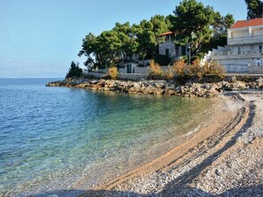 Beach - Villa Antonio - Four bedroom Villa with swimming pool (Island of Solta)