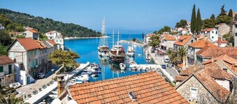 Villa Antonio - Four bedroom Villa with swimming pool