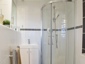 Towels - 1 bedroom accommodation in Truro (Truro)