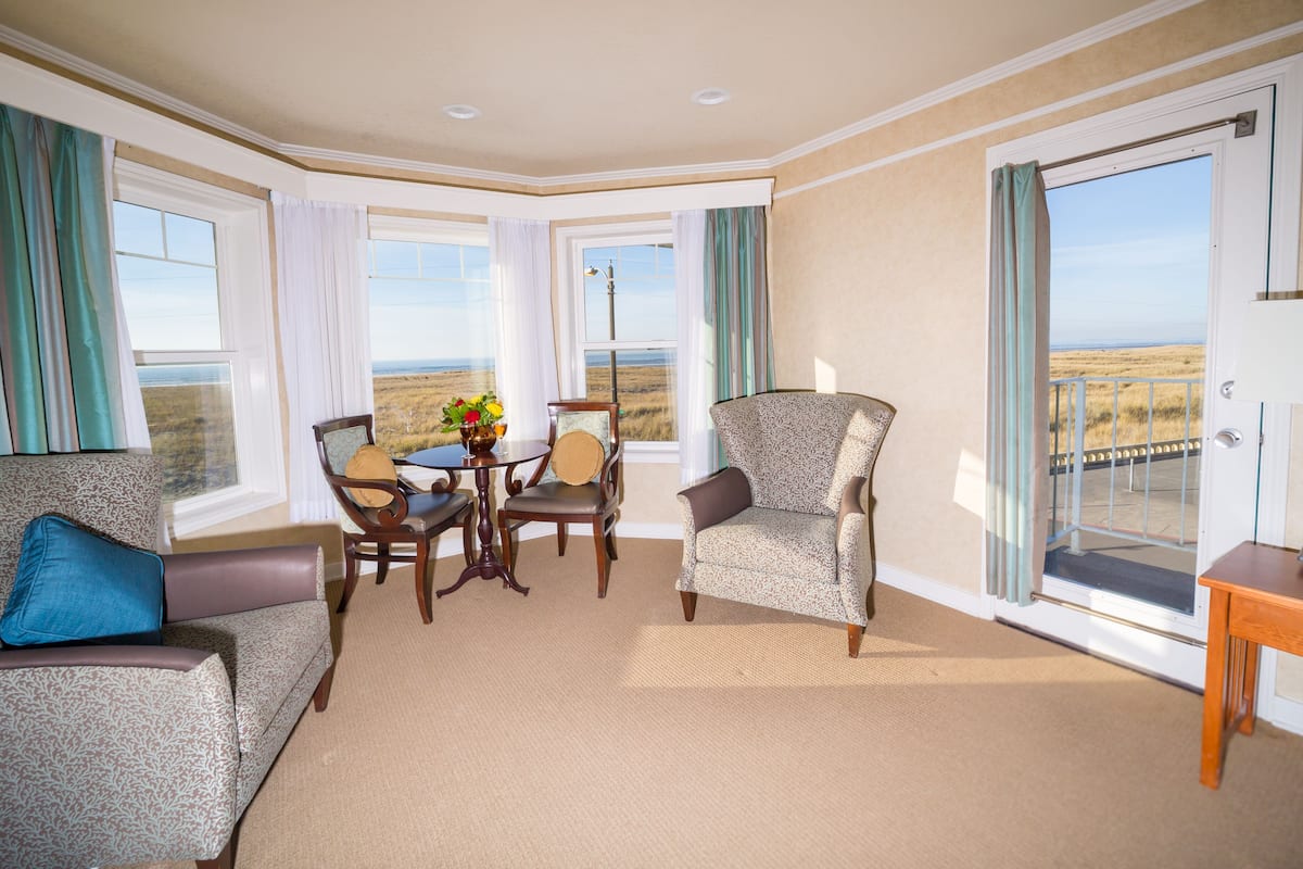 Oceanfront King With Balcony | Memory foam beds, free WiFi, bed sheets