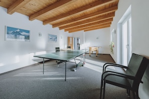 Spielezimmer