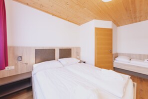 2 bedrooms, desk, iron/ironing board, travel cot