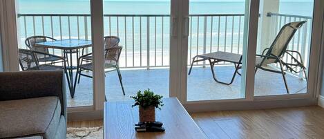 تلفزيون ذكي