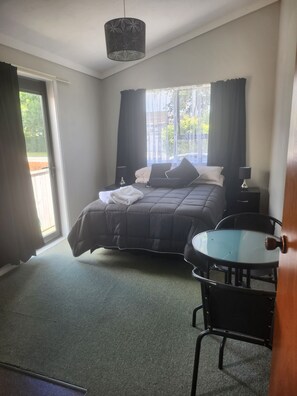 1 soverom, wi-fi (inkludert) og sengetøy