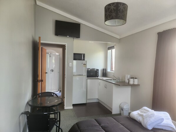 1 soverom, wi-fi (inkludert) og sengetøy