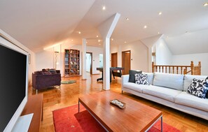 Smart TV, foosball, stereo