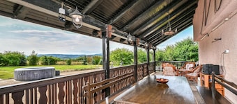 Pet friendly home in Turnisce