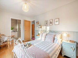 2 chambres, Wi-Fi gratuit, draps fournis