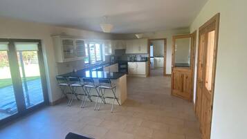 Fridge, toaster, cookware/dishes/utensils