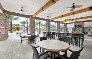 Outdoor dining - Disney & Avatar Villa VR&PS5&XBOX&POOL TV (Davenport)