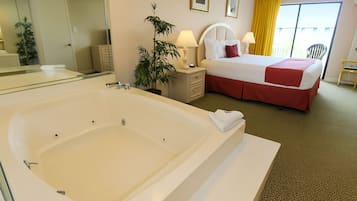 2 bedrooms, premium bedding, iron/ironing board, free WiFi